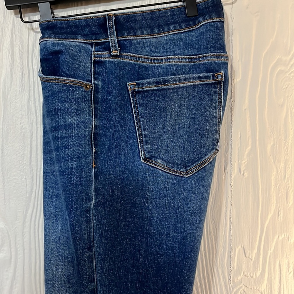 Old Navy Womens Kickboot Jeans